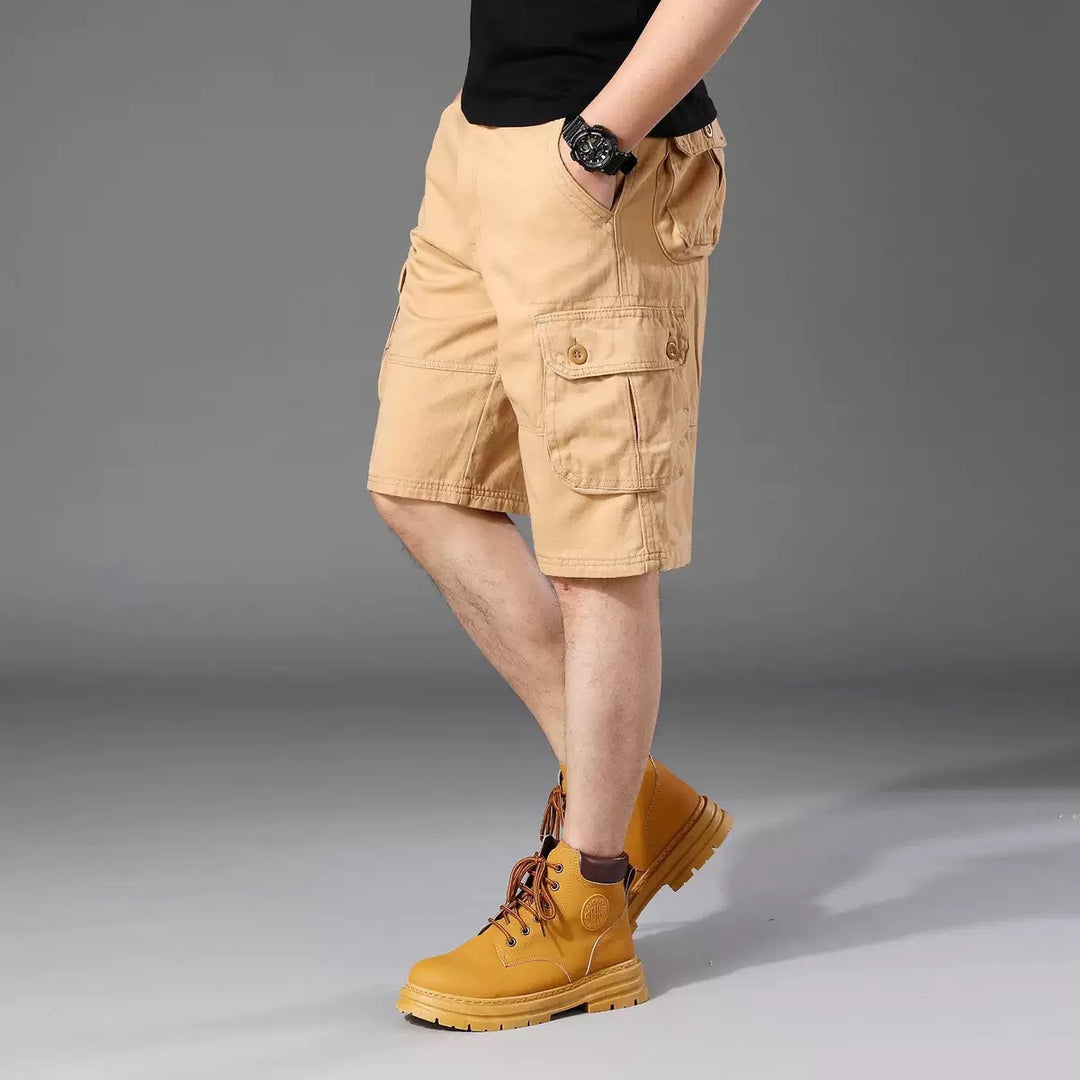 Herren Cargo-shorts med en mängd praktiska fickor och justerbar midja Mirla-Eva Jonsson