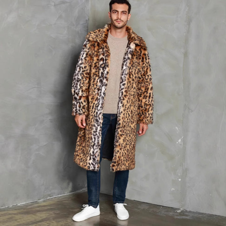 Herren Elegant konstpälsjacka med leopardmönster och bred krage Mirla-Eva Jonsson