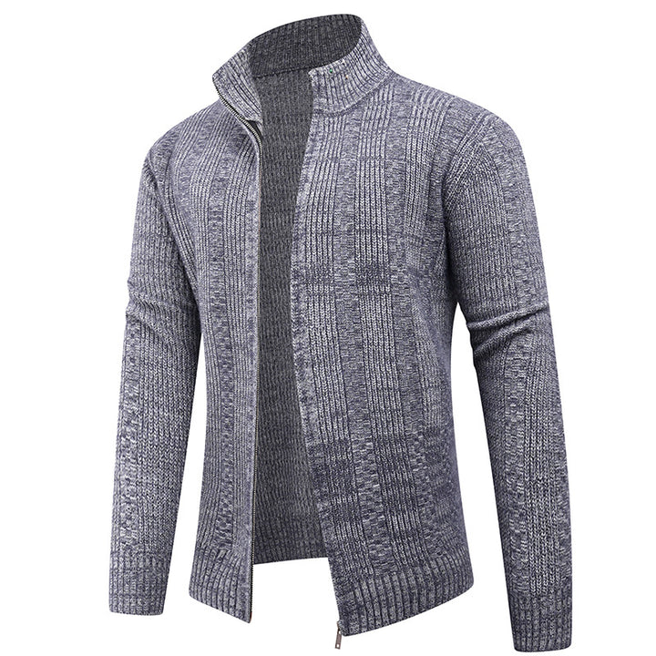Herren Freizeit Strickjacke mit hohem Kragen und modernem Zipper Eva Jonsson-Eva Jonsson