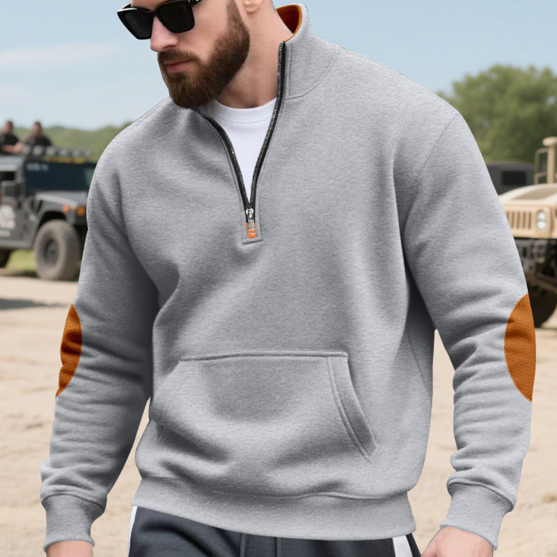 Herren Hoodie med modernt ståkrage och kontrastdetaljer Mirla-Eva Jonsson