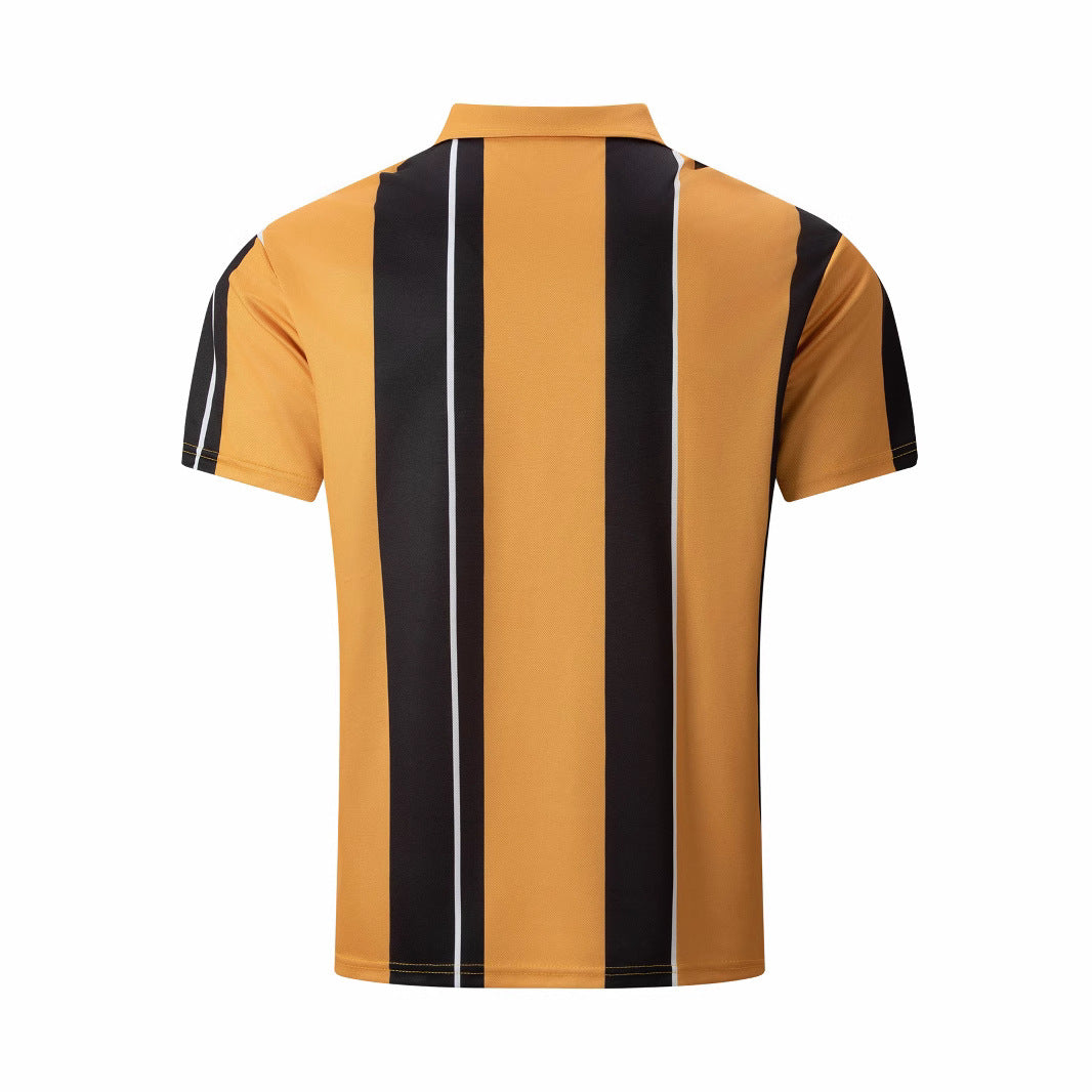 Herren Polo-Shirt med modern randig mönster Mirla-Eva Jonsson