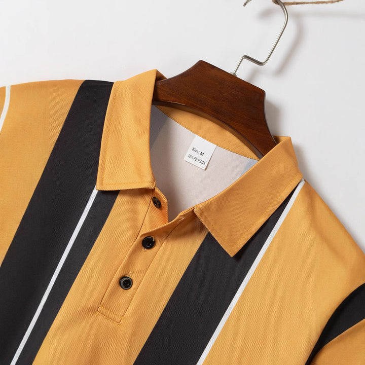 Herren Polo-Shirt med modern randig mönster Mirla-Eva Jonsson