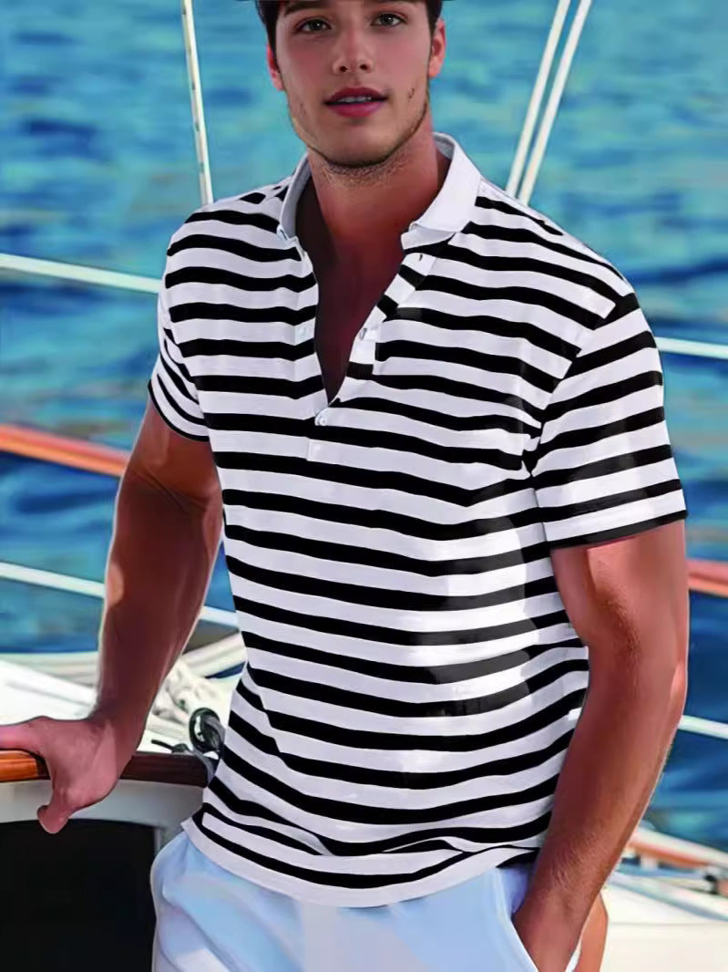 Herren Poloshirt med Modern Nautisk Rand och Kort Ståkrage Mirla-Eva Jonsson