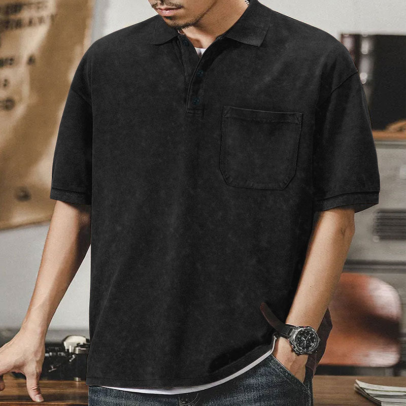 Herren Poloshirt med strukturerad design och praktisk bröstficka Eva Jonsson-Eva Jonsson