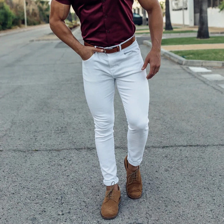 Herren Slim-Fit Chinobyxor med modern design och elastisk midja Mirla-Eva Jonsson