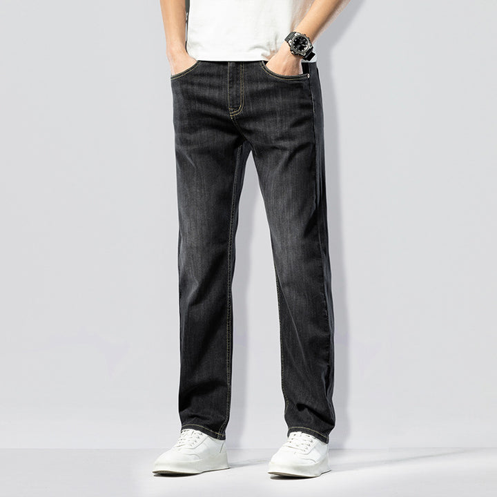 Herren Slim-Fit Jeans med avslappnad passform och elastisk midja Mirla-Eva Jonsson