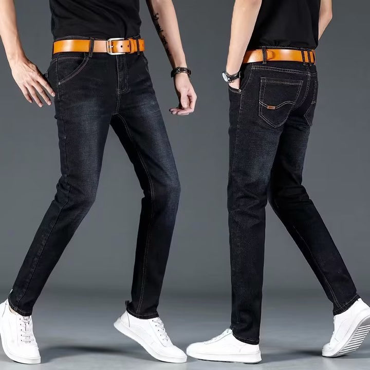 Herren Slim Fit Jeans med flexibel midja och moderna detaljer Mirla-Eva Jonsson
