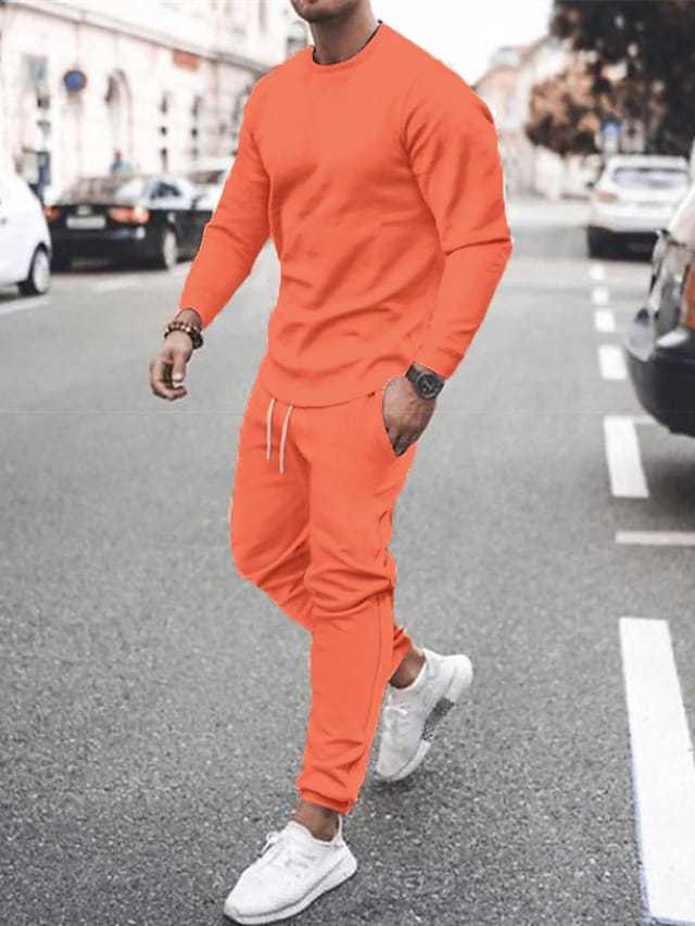 Herren Sportigt Fritidsset med elastiska muddar och praktisk design Mirla-Eva Jonsson