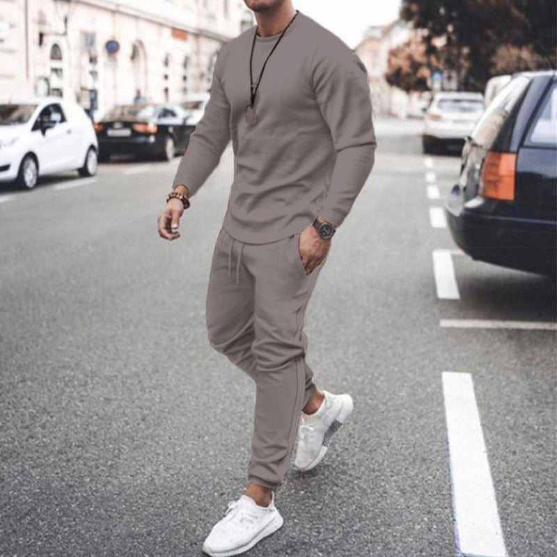 Herren Sportigt Fritidsset med elastiska muddar och praktisk design Mirla-Eva Jonsson