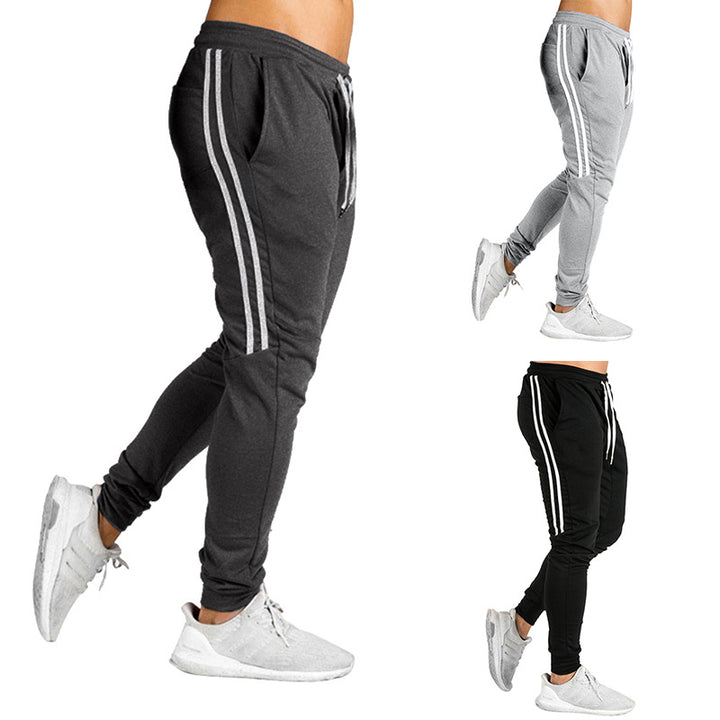 Herren Sportliche Joggingbyxor med andningsbar struktur och sidostråkar Mirla-Eva Jonsson