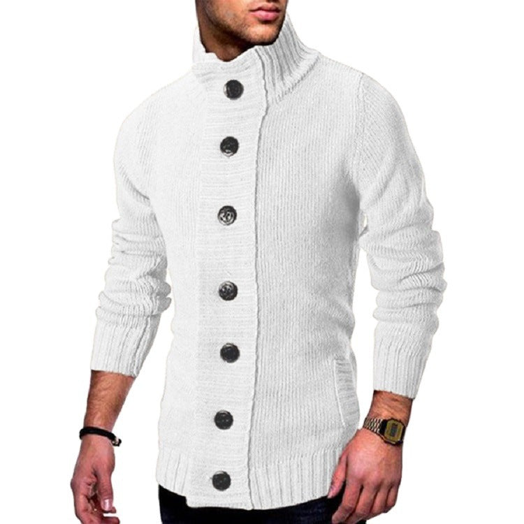 Herren Strickjacke mit hohem Kragen und markanten Knopfdetails Eva Jonsson-Eva Jonsson