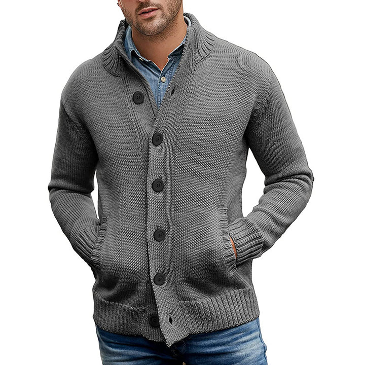 Herren Strickjacke mit modernem Design und praktischen Taschen Mirla-Eva Jonsson