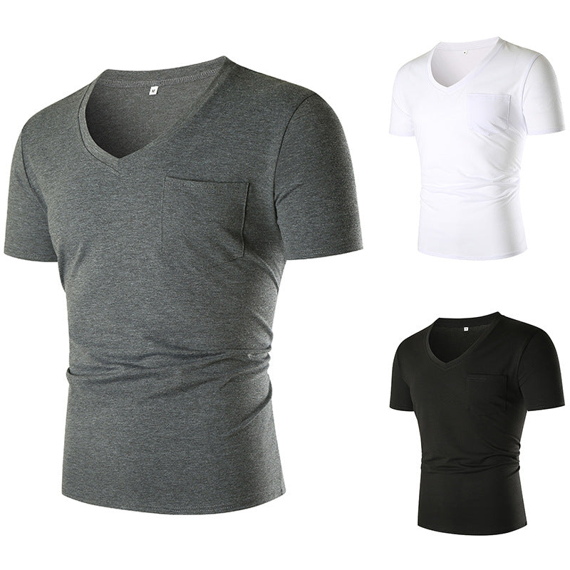 Herren V-hals T-shirt med bröstficka och kroppsnära passform Mirla-Eva Jonsson