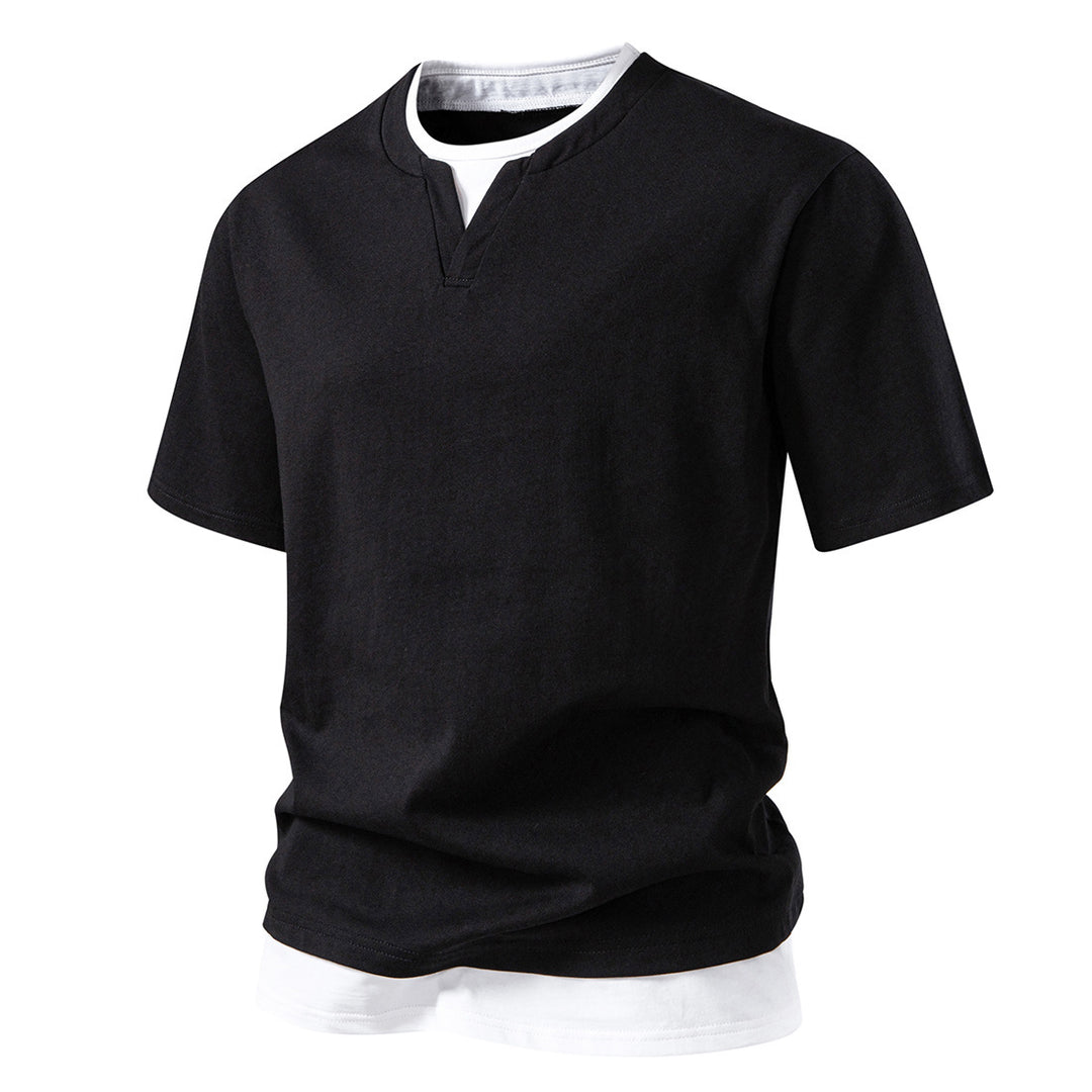 Herren V-hals T-shirt med modern skärning och avslappnad look Eva Jonsson-Eva Jonsson