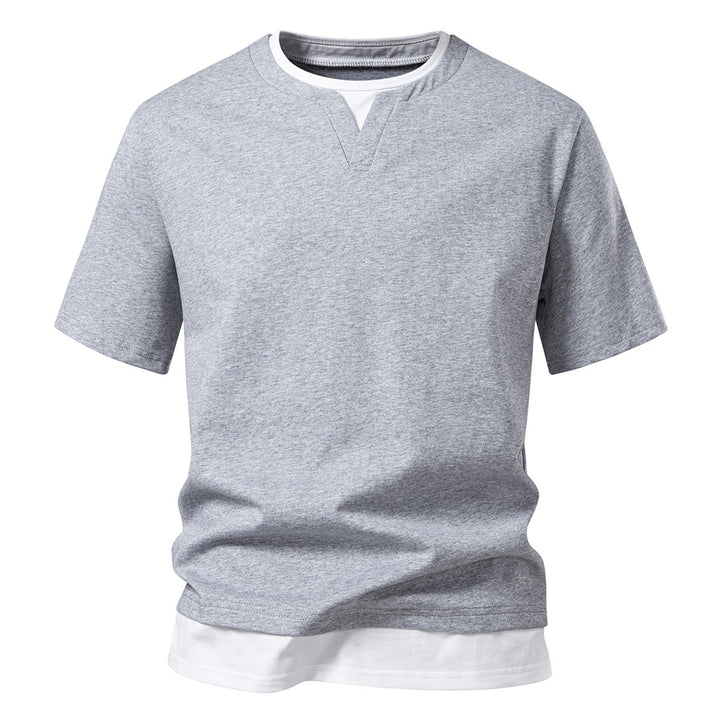Herren V-hals T-shirt med modern skärning och avslappnad look Eva Jonsson-Eva Jonsson