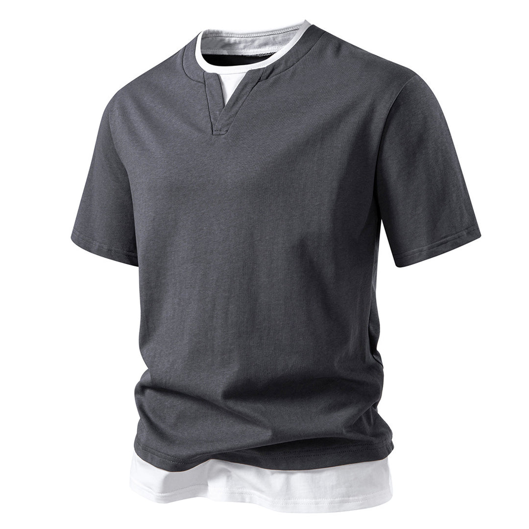 Herren V-hals T-shirt med modern skärning och avslappnad look Eva Jonsson-Eva Jonsson