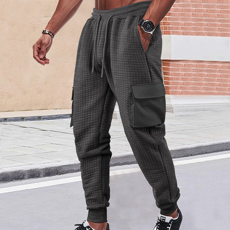Herren avslappnad Cargo-joggingbyxa med strukturerad yta och sidfickor Mirla-Eva Jonsson