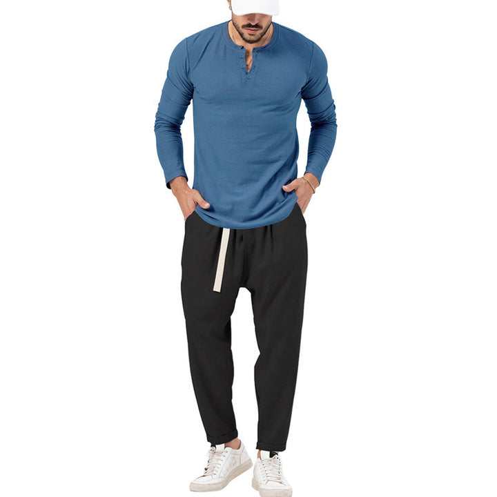 Herren avslappnad långärmad Henley-shirt i kombination med elegant joggbyxa Eva Jonsson-Eva Jonsson
