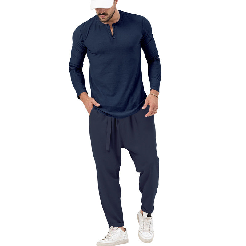 Herren avslappnad långärmad Henley-shirt i kombination med elegant joggbyxa Eva Jonsson-Eva Jonsson