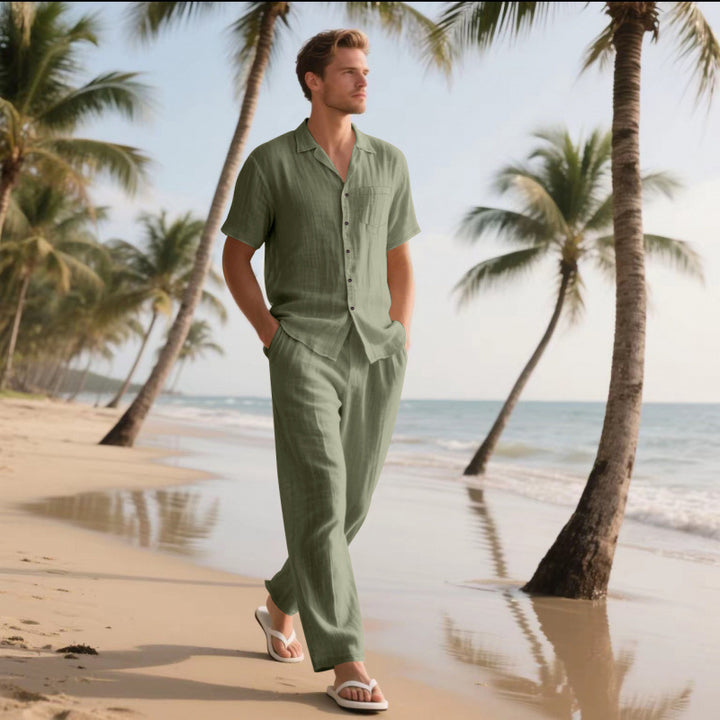 Herren avslappnad strandoutfit i andningsbart linne Mirla-Eva Jonsson