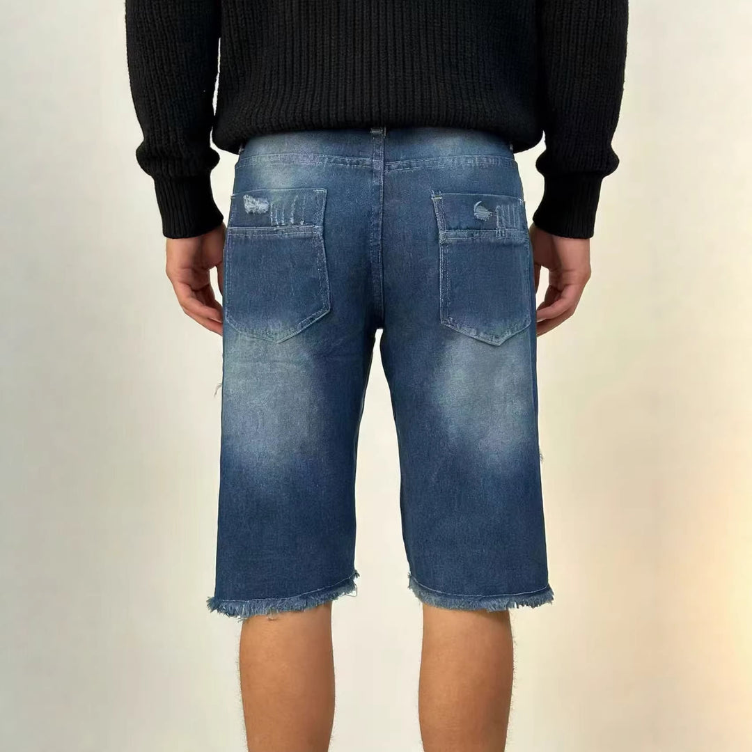 Herren casual destroyed jeans shorts with frayed hems and wide leg Mirla-Eva Jonsson