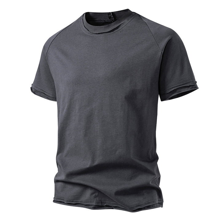 Herren casual kortärmad t-shirt med moderiktig skärning och andningsbar bomull Mirla-Eva Jonsson