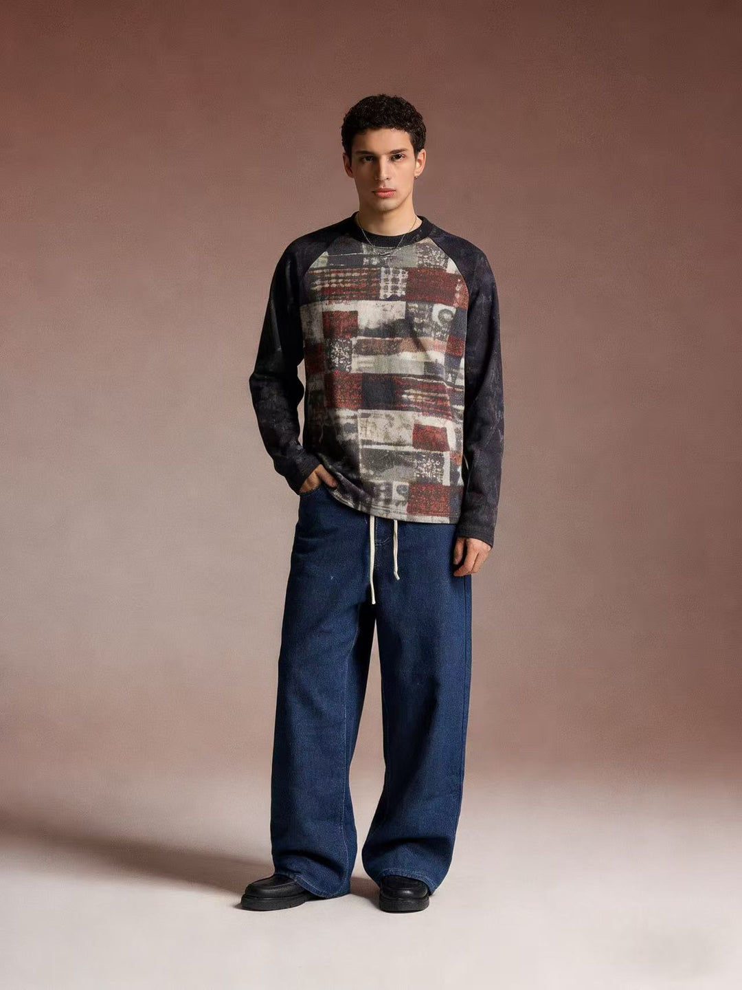 Herren casual sweatshirt with graphic print and raglan sleeves Mirla-Eva Jonsson