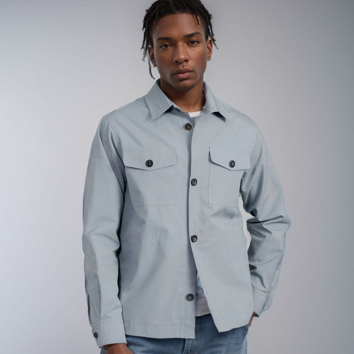 Herren casual utility jacket with practical flap pockets and modern cut Mirla-Eva Jonsson