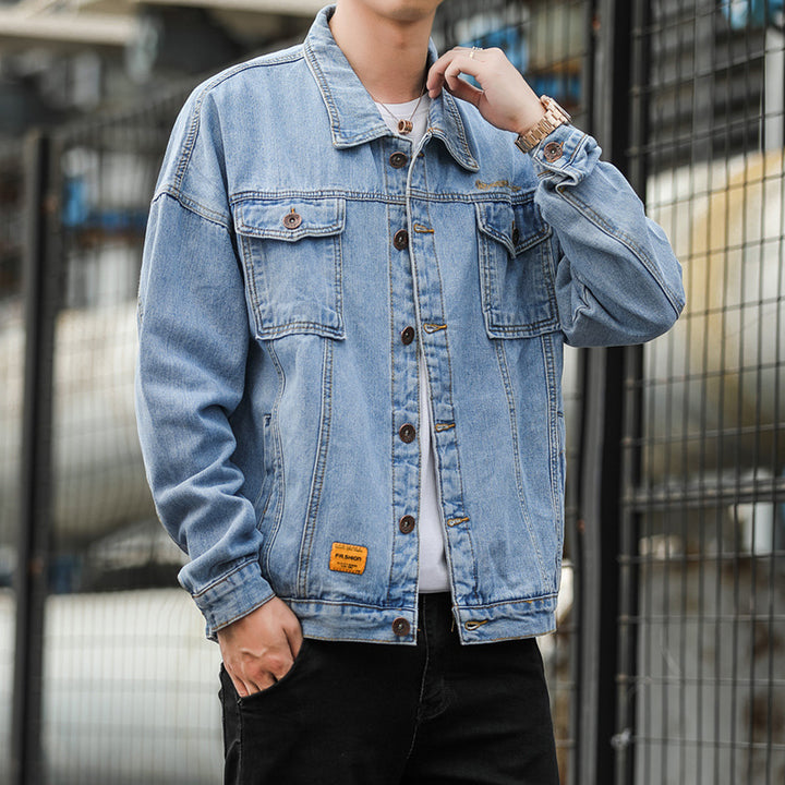Herren denimjacka i avslappnad stil med funktionella fickor och robust design Mirla-Eva Jonsson