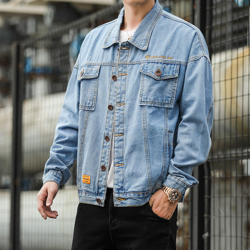 Herren denimjacka i avslappnad stil med funktionella fickor och robust design Mirla-Eva Jonsson