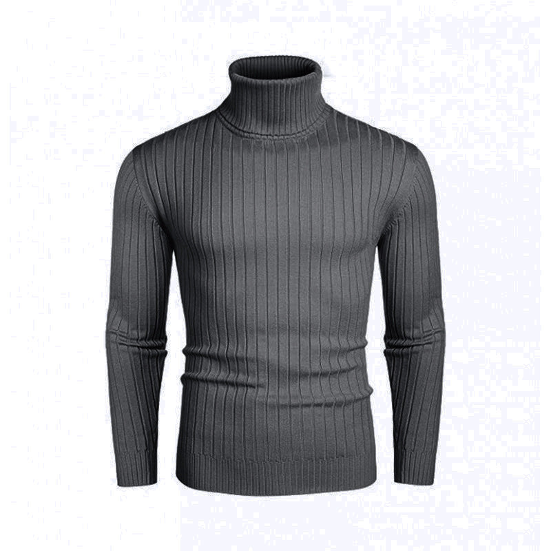 Herren elegant rullkragepullover av fin ribbad stickning Mirla-Eva Jonsson