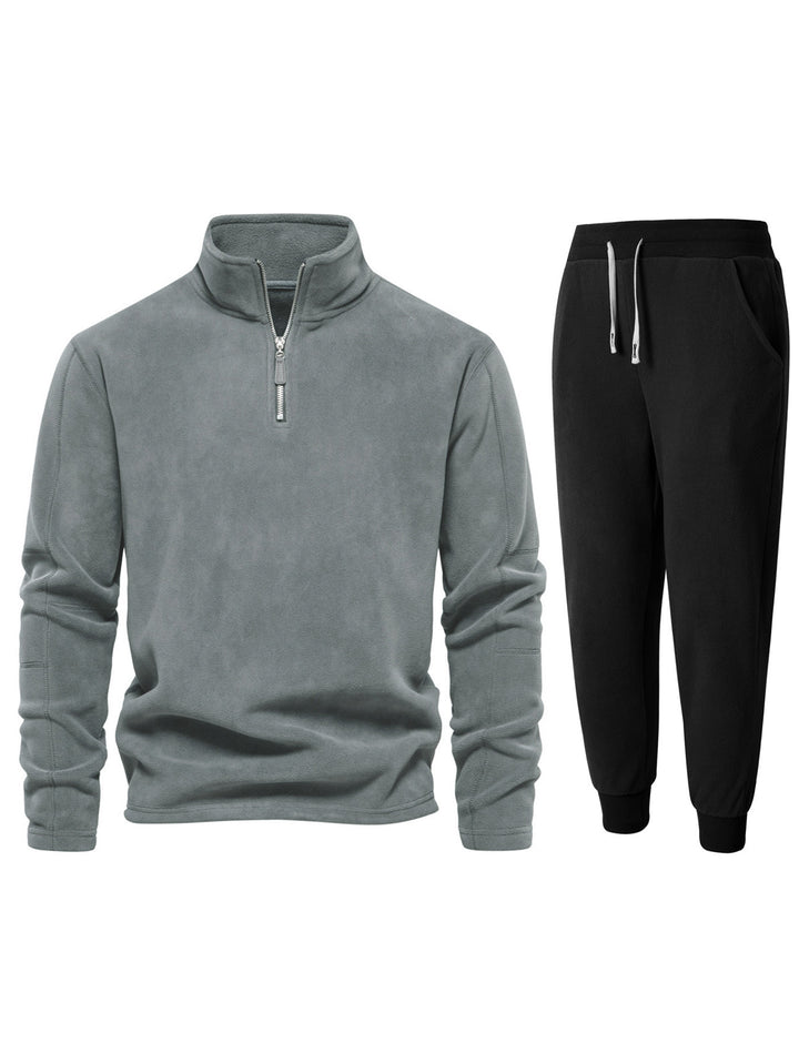 Herren fleece tröja med kort dragkedja och bekväma joggingbyxor Mirla-Eva Jonsson