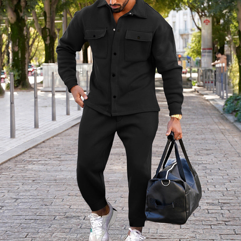 Herren fritidsset med strukturerad överdel och matchande joggingsbyxor Eva Jonsson-Eva Jonsson