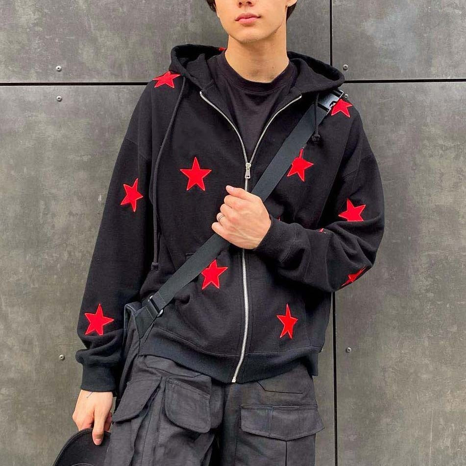 Herren hooded sweater med iögonfallande stjärnmönster Mirla-Eva Jonsson
