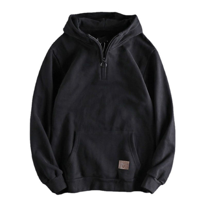 Herren hoodie med kort dragkedja och praktisk känguruficka Mirla-Eva Jonsson
