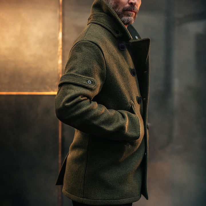 Herren kordjacka med praktiska bröstfickor och modern passform Mirla-Eva Jonsson