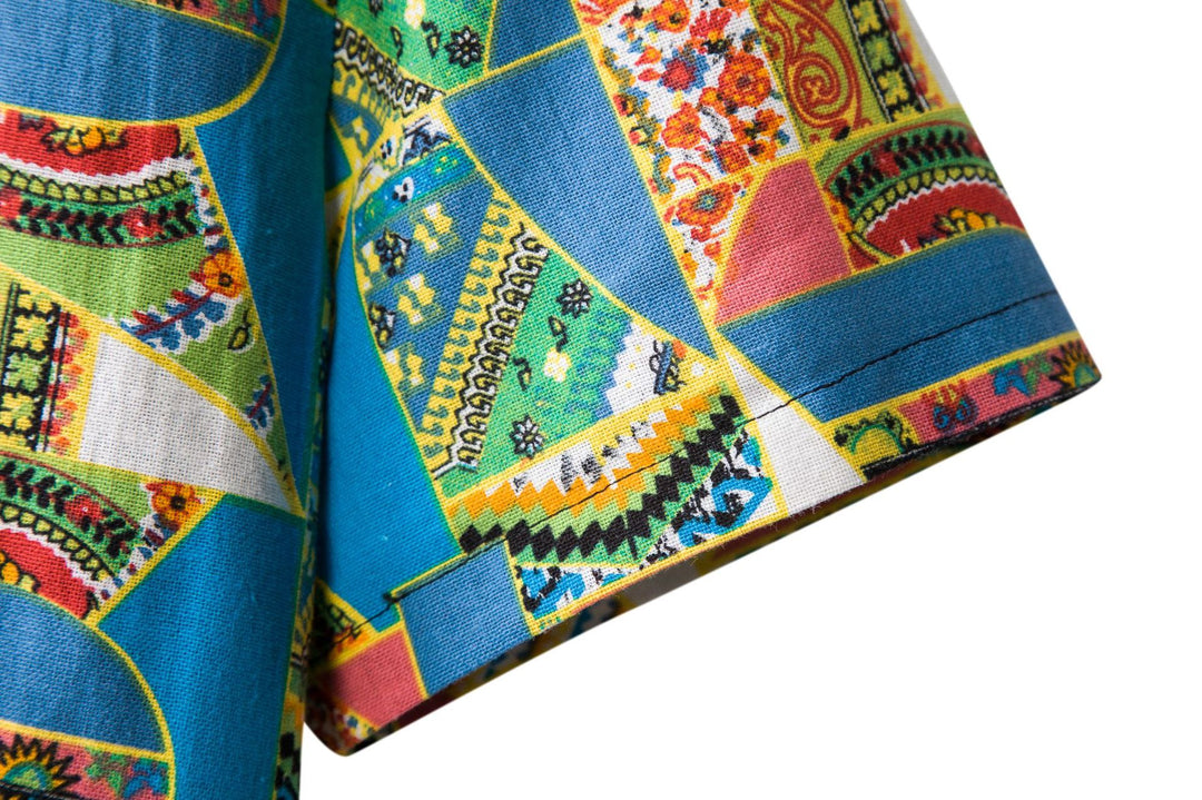Herren kortärmad skjorta med iögonfallande patchwork-mönster Mirla-Eva Jonsson