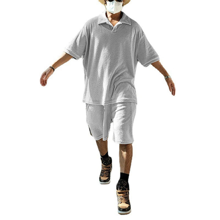 Herren oversized T-shirt och shorts-set med avslappnad design Mirla-Eva Jonsson