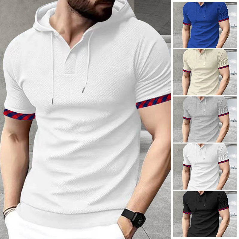 Herren polo shirt med huva och dekorativ ärmslut Mirla-Eva Jonsson
