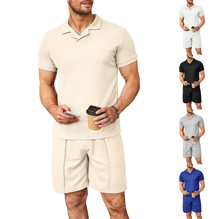 Herren polo skjorta med strukturerad skärning och matchande shorts Mirla-Eva Jonsson
