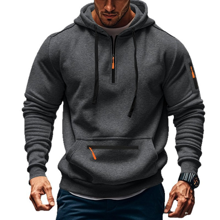 Herren sportig hoodie med praktiska blixtlåsfickor Mirla-Eva Jonsson