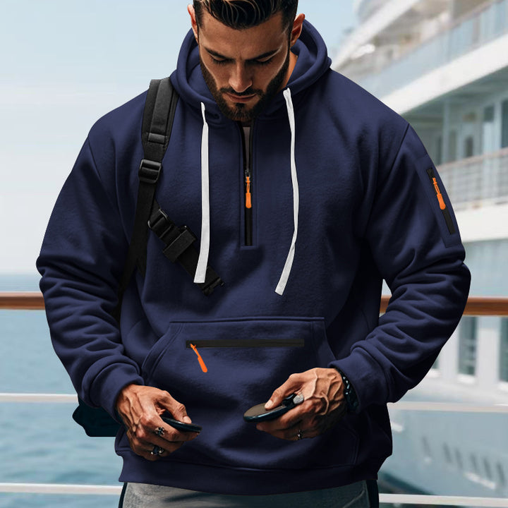 Herren sportig hoodie med praktiska blixtlåsfickor Mirla-Eva Jonsson