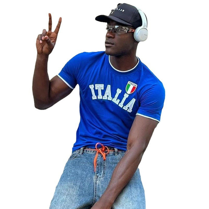 Herren sportigt T-shirt med Italia-motiv och kontrasterande accenter Mirla-Eva Jonsson