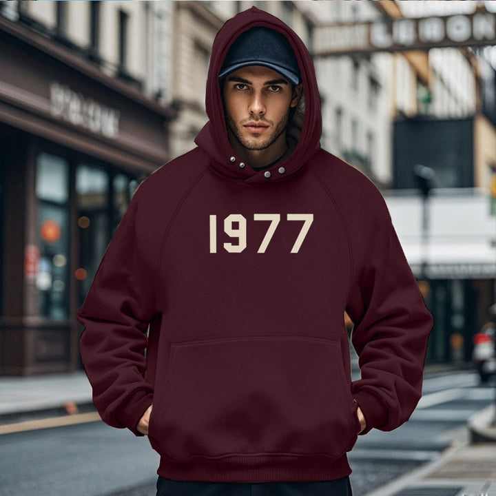 Herrens Bekväm Hoodie med ovanlig design och praktiska fickor Mirla-Eva Jonsson