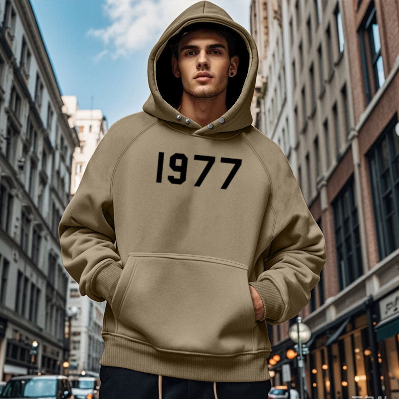 Herrens Bekväm Hoodie med ovanlig design och praktiska fickor Mirla-Eva Jonsson
