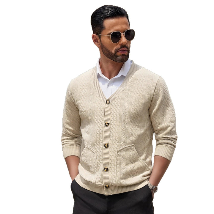 Herrens Modiga Stickad Cardigan med Praktiska Fickor och Unik Textur Mirla-Eva Jonsson