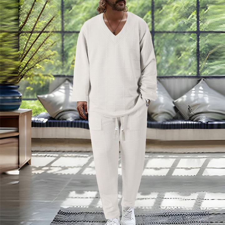 Herrens avslappnad V-ringad fritidsdräkt med strukturerad design Mirla-Eva Jonsson