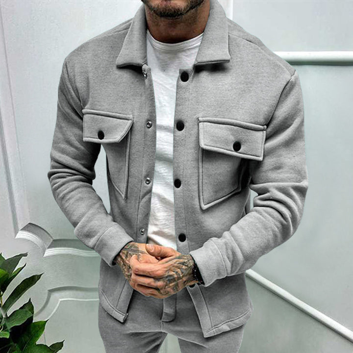 Herrens avslappnad overshirt-jacka med stora bröstfickor och modern design Eva Jonsson-Eva Jonsson