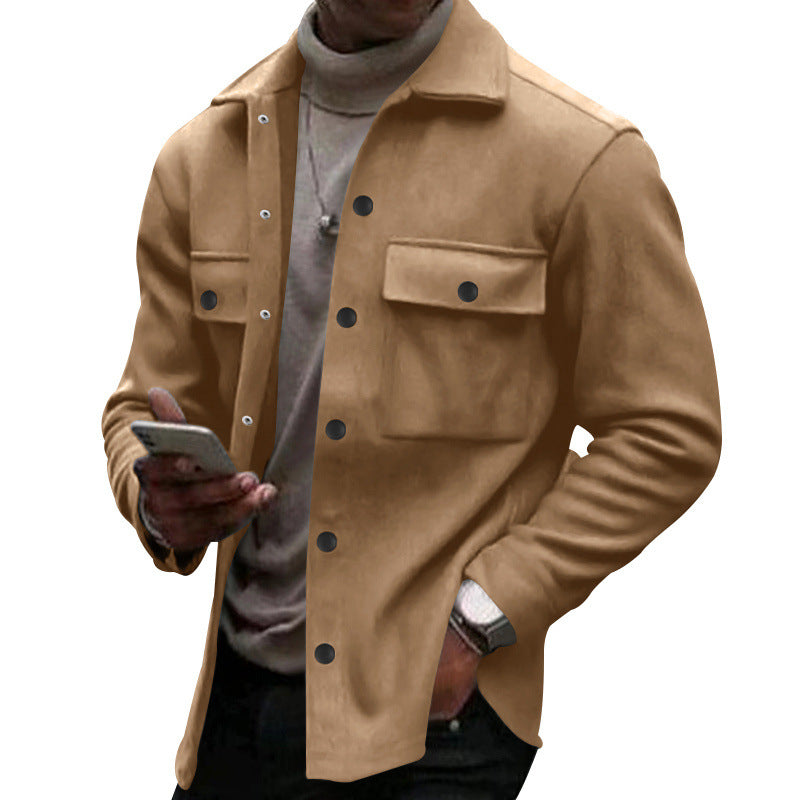 Herrens avslappnad overshirt-jacka med stora bröstfickor och modern design Mirla-Eva Jonsson