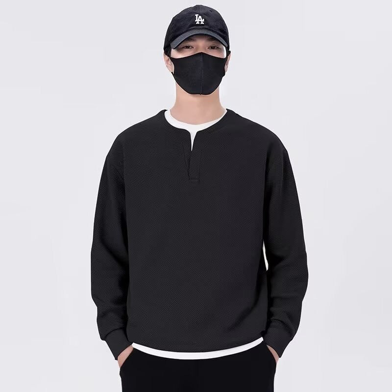Herrens avslappnad sweatshirt med modern ståkrage och högkvalitativ textur Eva Jonsson-Eva Jonsson